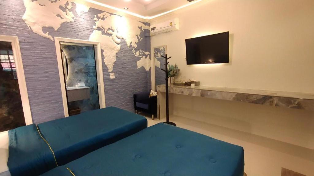 פראצ'ואפ קירי קאן Palm Sweet Hotel מראה חיצוני תמונה