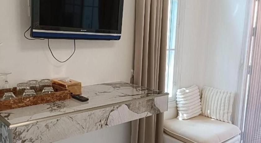פראצ'ואפ קירי קאן Palm Sweet Hotel מראה חיצוני תמונה